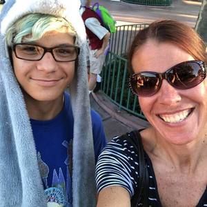 Meet your Posher, Kelly